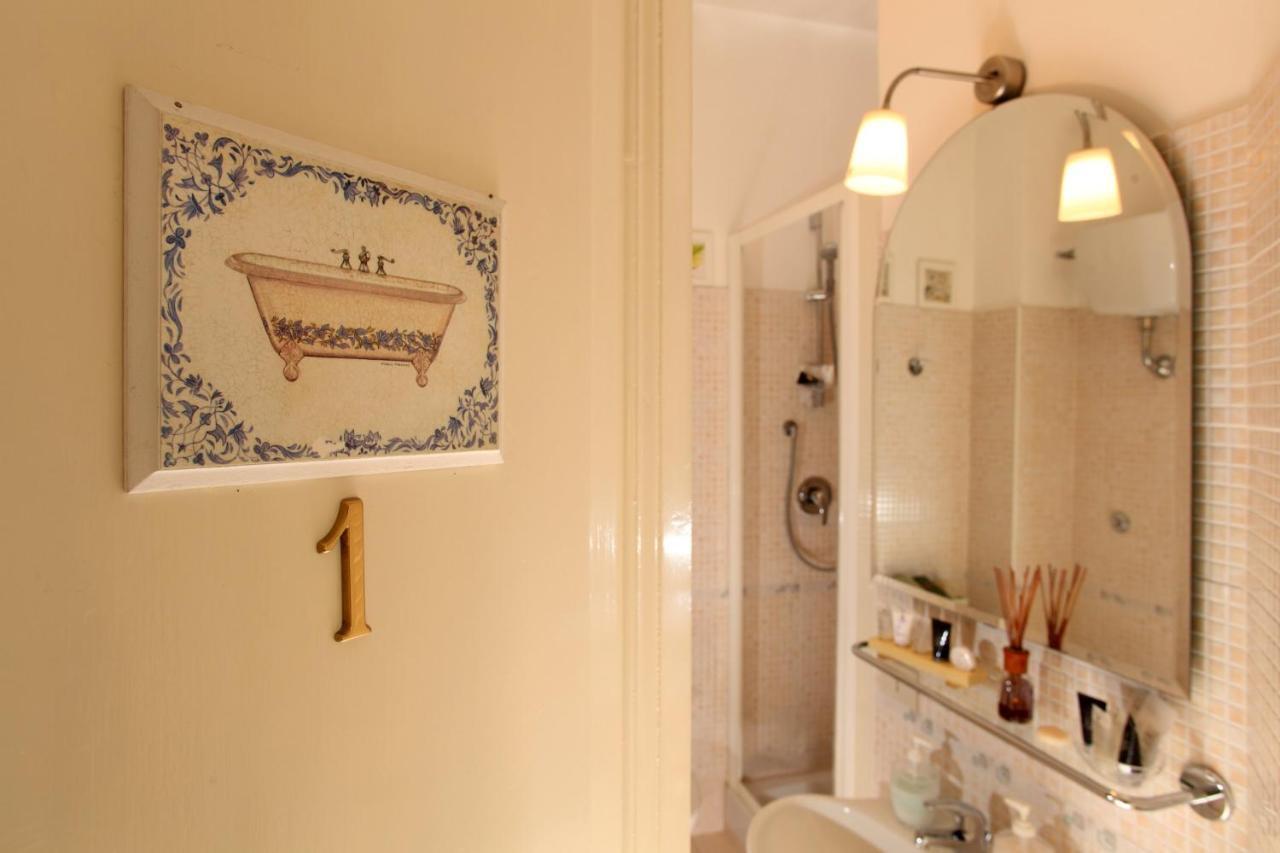 B&B Dolcevirginia ローマ エクステリア 写真